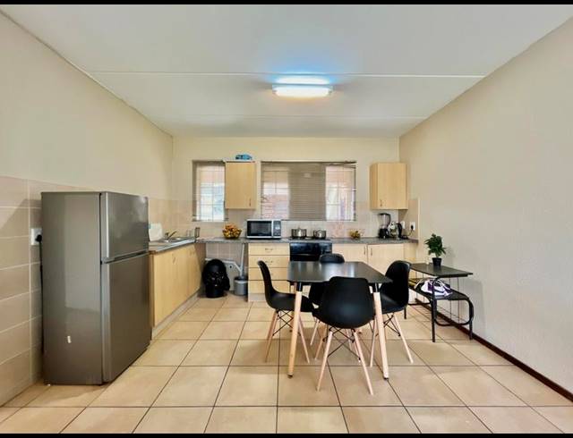 2 BEDROOM APARTMENT FOR SALE IN HONEYDEW